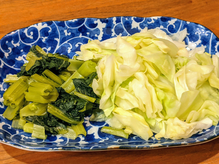 蒸し野菜（キャベツ、小松菜）